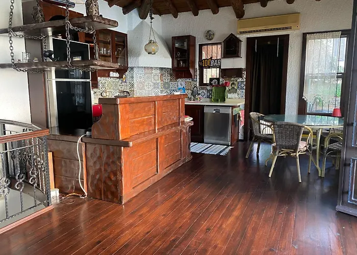 Escape To History In A Stunning Stone House With Garden And Sea View In The Heart Of Alanya