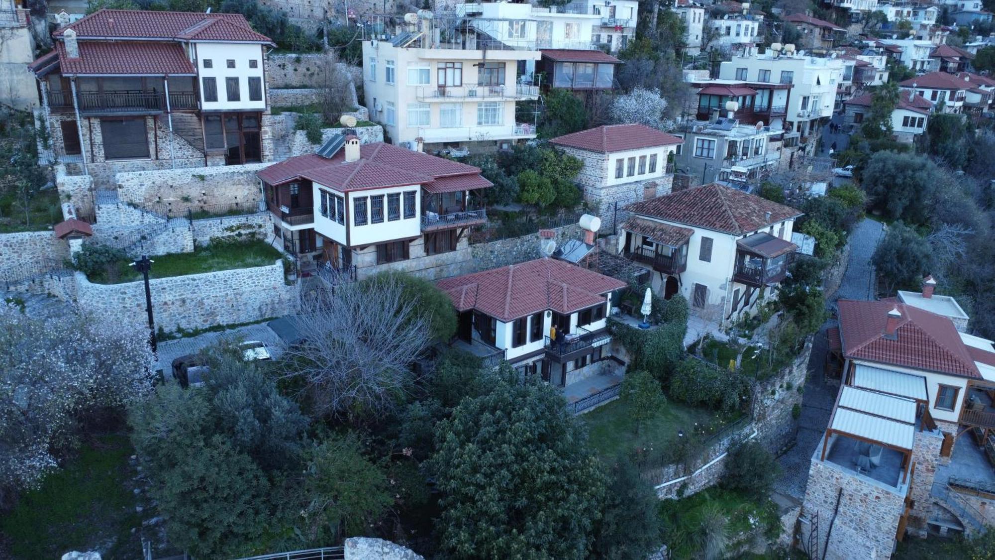 Вілла Escape To History In A Stunning Stone House With Garden And Sea View In The Heart Of *