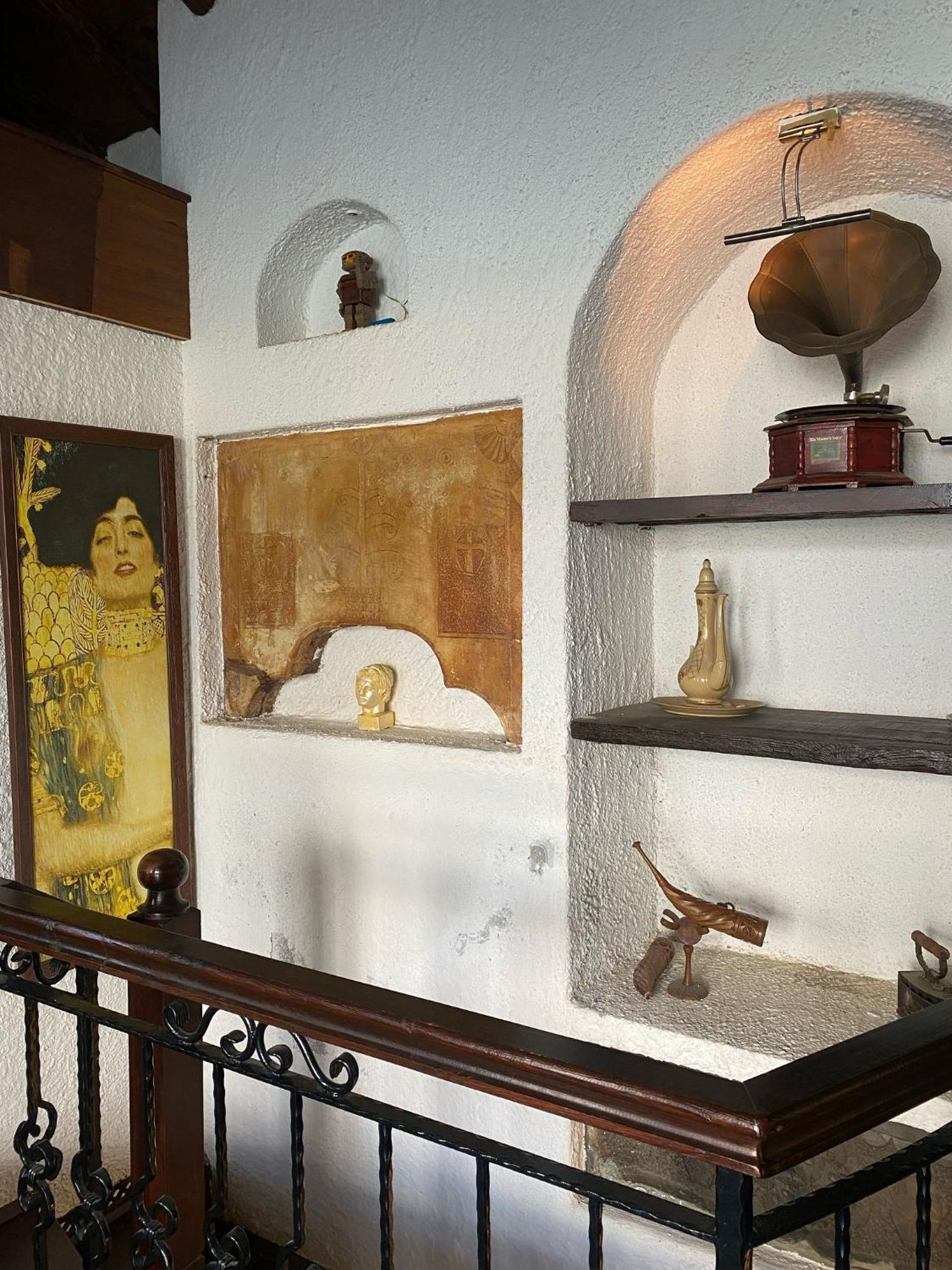 Вілла Escape To History In A Stunning Stone House With Garden And Sea View In The Heart Of